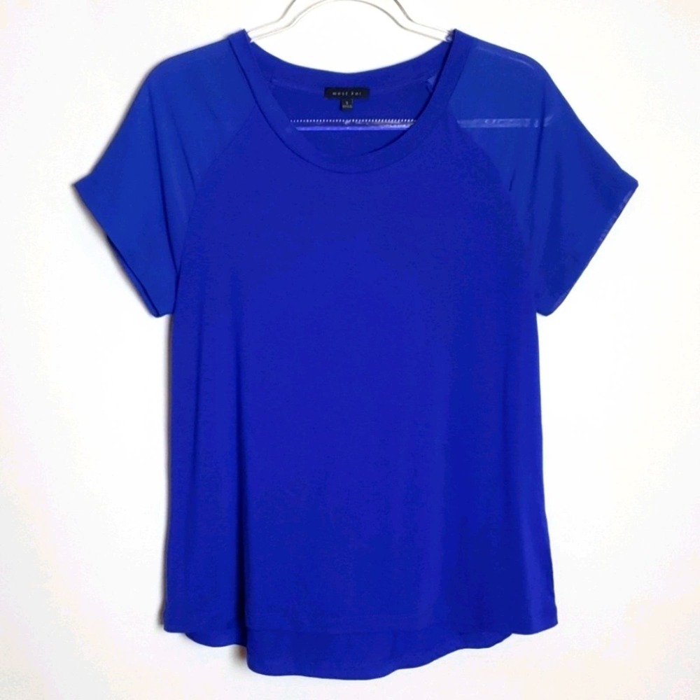 West Kei Top with sheer sleeves. sz small